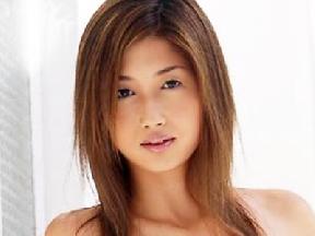 小森美王のキレイなボディにズコバコファック 前編